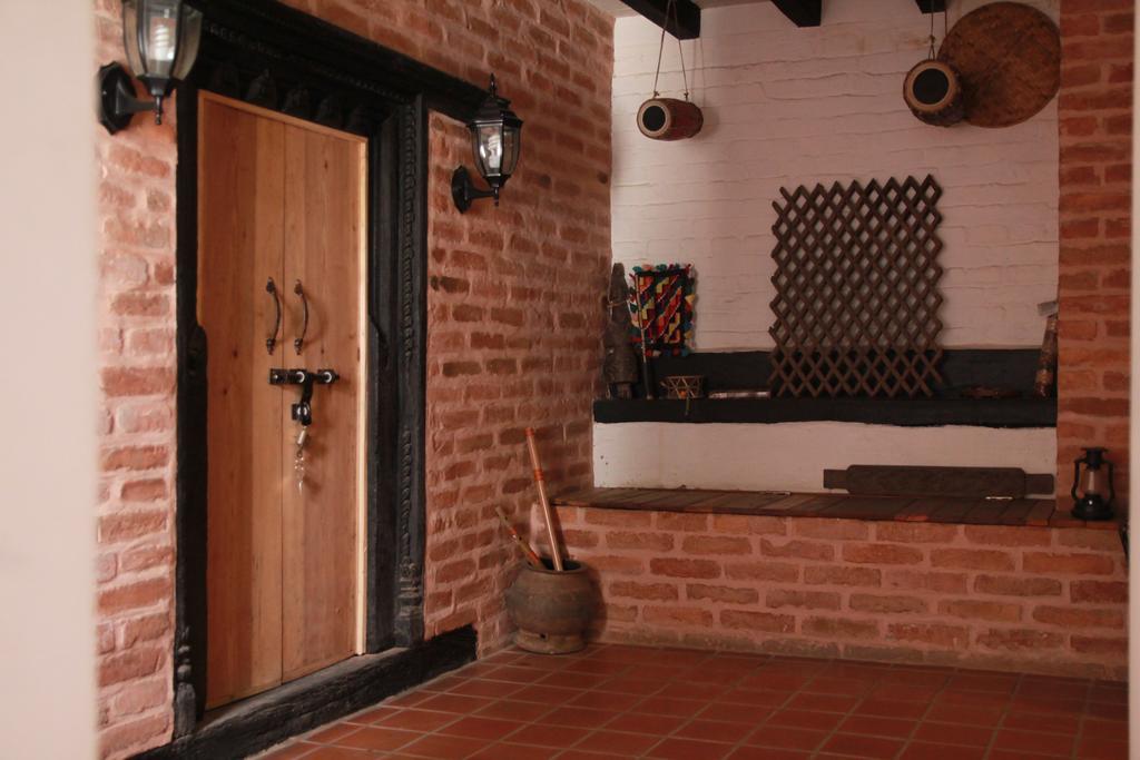 The Life Story Guest House Lalitpur Εξωτερικό φωτογραφία