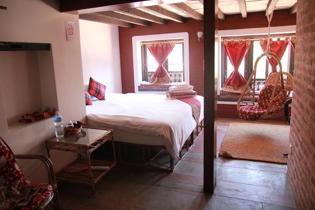 The Life Story Guest House Lalitpur Εξωτερικό φωτογραφία