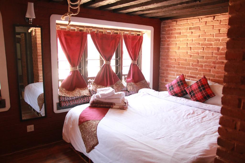 The Life Story Guest House Lalitpur Εξωτερικό φωτογραφία