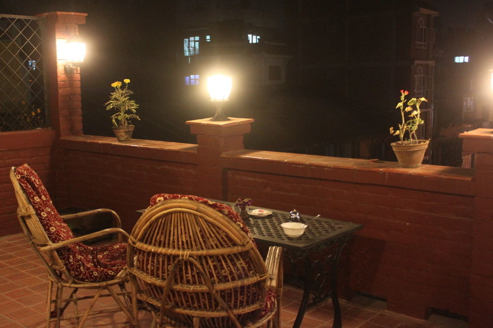 The Life Story Guest House Lalitpur Εξωτερικό φωτογραφία